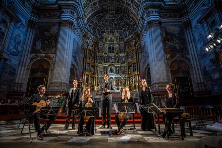 Actuación de Sollazzo Ensemble en Iglesia de San Jerónimo durante el Festival de Granada.