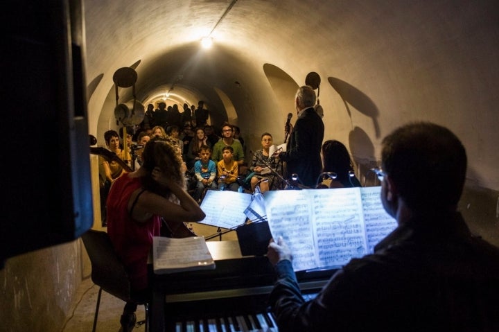 Concierto polifónico en un refugio de la Guerra Civil, actividad pionera de Intramurs.