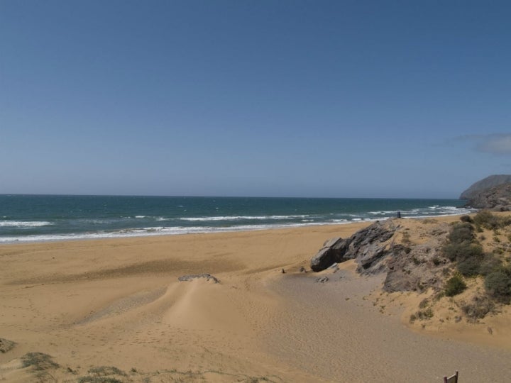 Playa virgen del parque natural de Calblanque. Foto: Alexandre López (Creative Commons / Flickr).