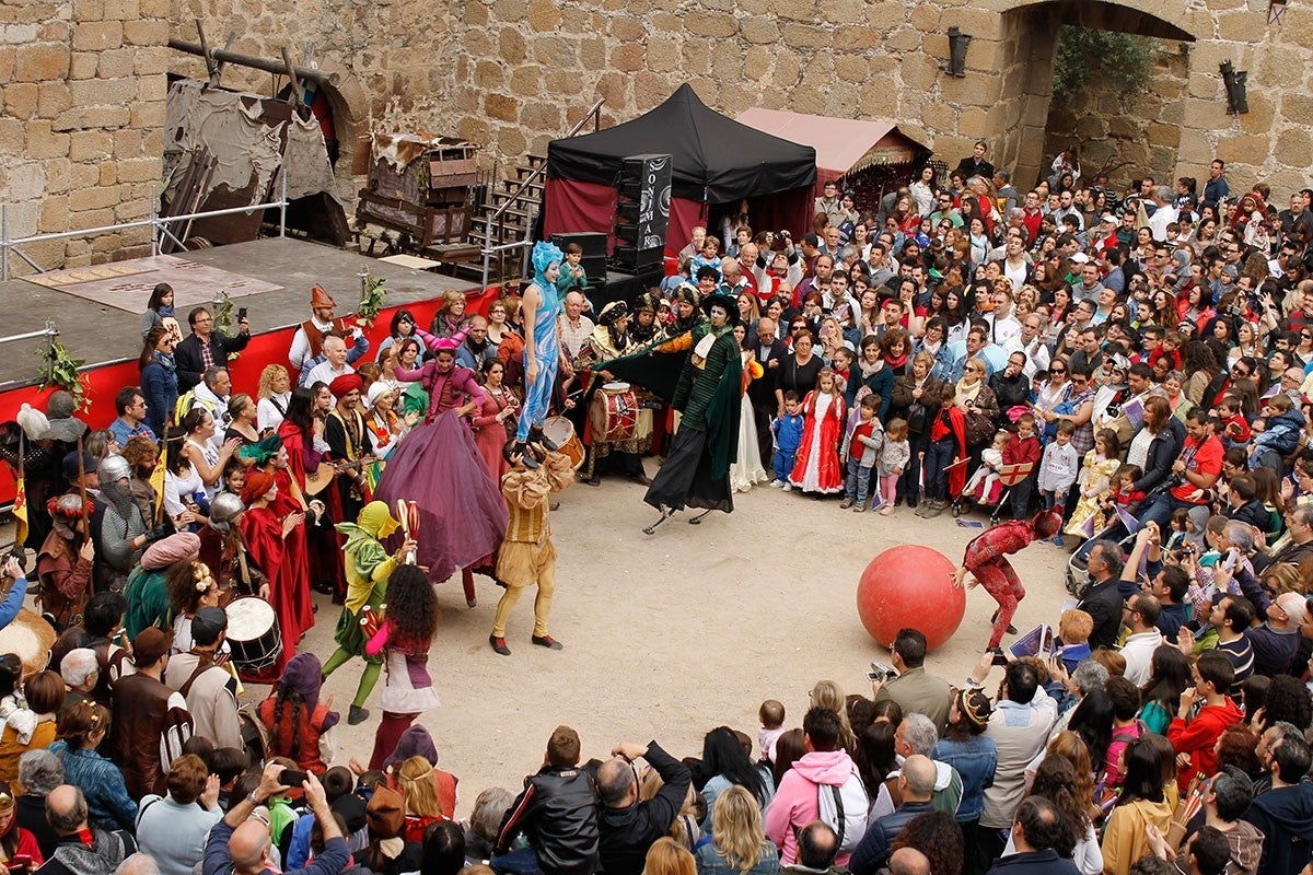 Patio de Armas de Oropesa. Foto: Casa de la Cultura de Oropesa