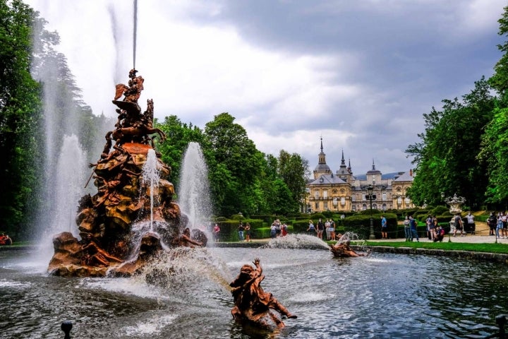 Fuente de La Fama, desde donde se ve el palacio de la Granja de San Ildefonso.