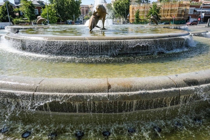 Fuente de los Delfines