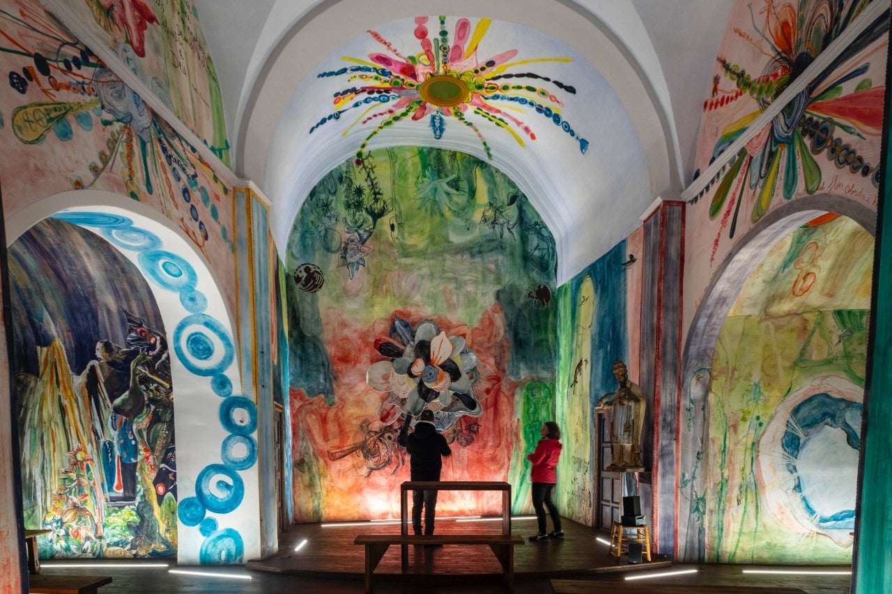 Un templo de fantasía colorista con mucha conciencia