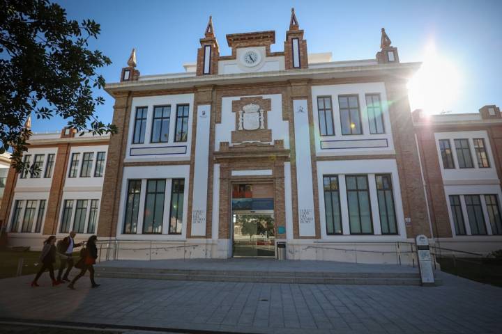El Museo Ruso se ubica en la antigua Tabacalera, de 1929.