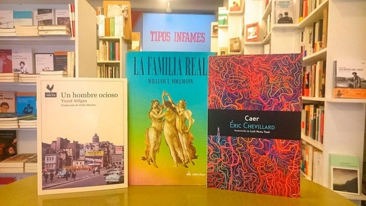 Tres libros para resucitar a un muerto. Foto: Tipos Infames