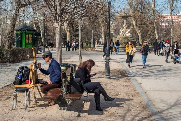 Da igual que vivan del arte en el paseo o solo vayas a plasmarlo.