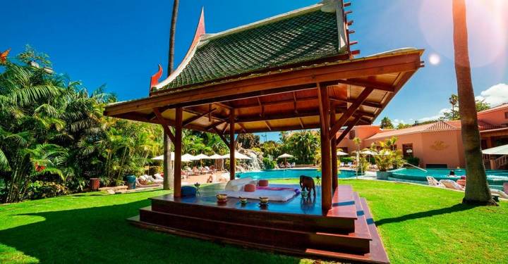 El circuito de aguas de este hotel botánico es un auténtico lujo asiático. Foto: The Oriental Spa Garden.