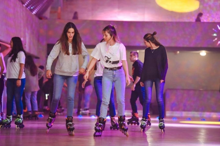 Patines de ruedas, Mujer Hombre Patinaje de Ruedas Cuatro Personas Adulto  Patinaje de Ruedas 4 Ruedas Niños Led Arte Patines Niño Niña con Borde de