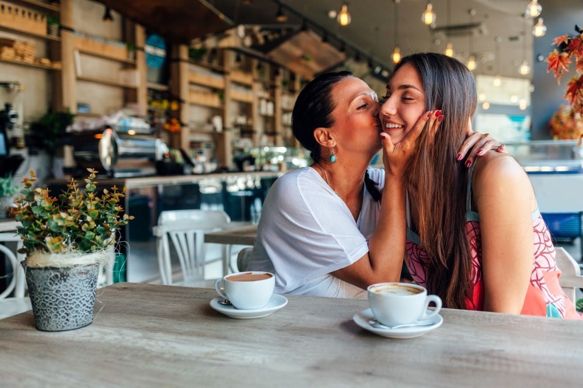 Este año sorpréndela con un regalo que no se espere. Foto: Shutterstock.