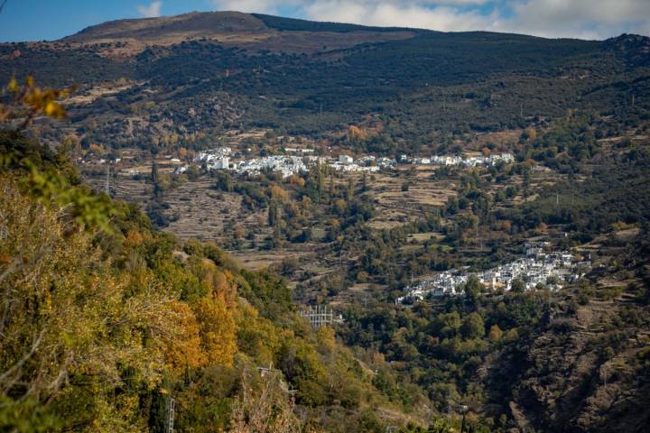 La Alpujarra es una comarca de pueblos blancos y hermosos paisajes. Foto: Fermín Rodríguez 