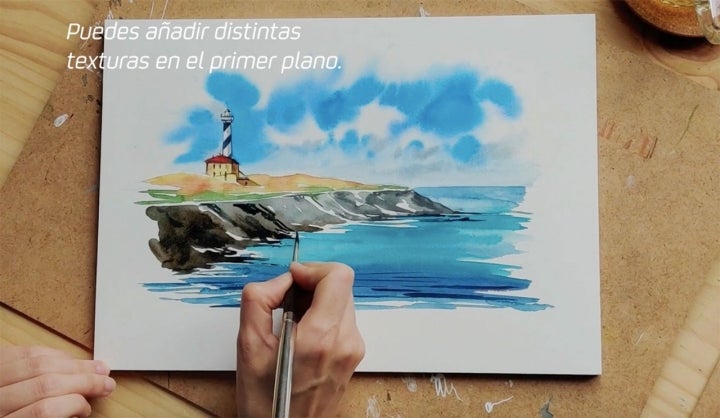 Fotograma del vídeo en el que ella dibuja uno de los pasos del tutorial de dibujo