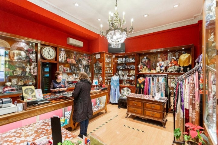 Tienda Zaragoza 'Bellostas': interior de la tienda