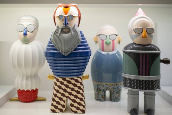 Algunas de las figuras que puedes comprar en la tienda del museo.