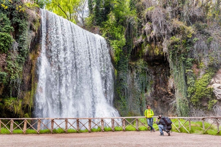 Las cataratas del Monasterio de Piedra también impresionan aunque no sean las del Niágara. Foto: Ferrán Mallol