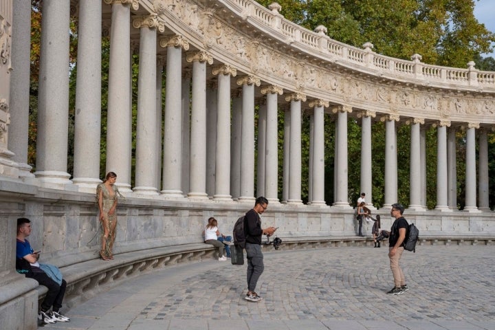 Árboles El Retiro Otoño 2022 monumento a Alfonso XII