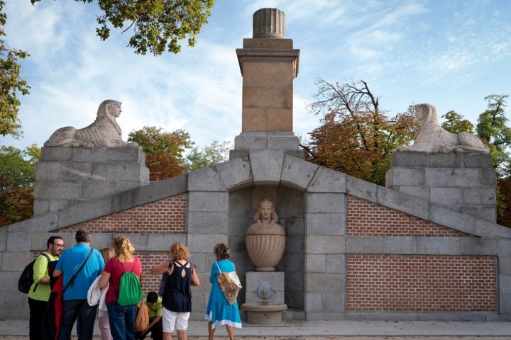 Árboles El Retiro Otoño 2022 fuente egipcia