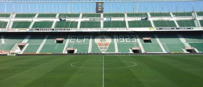 Estadio Manuel Martínez Valero.