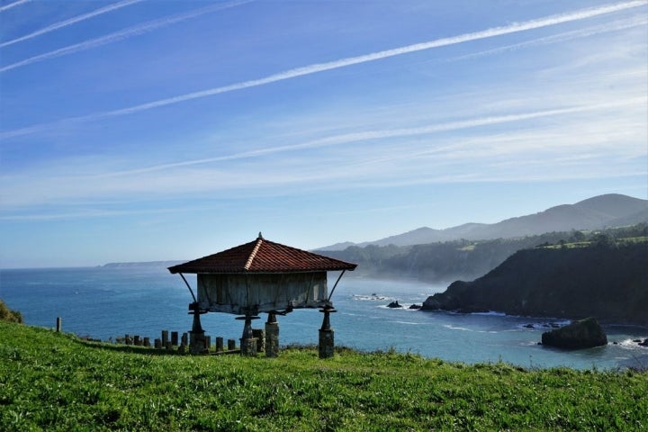 Asturias en invierno. Prado de la Regalina o la postal asturiana perfecta.