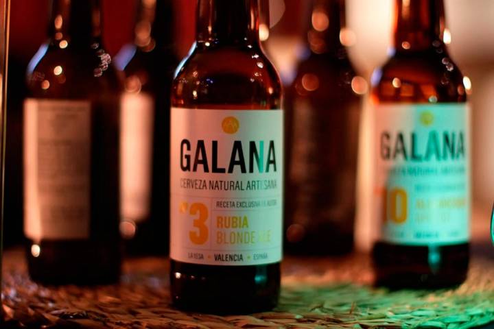 Las cervezas La Galana se sirven en 'La Finca de Susi Díaz'.