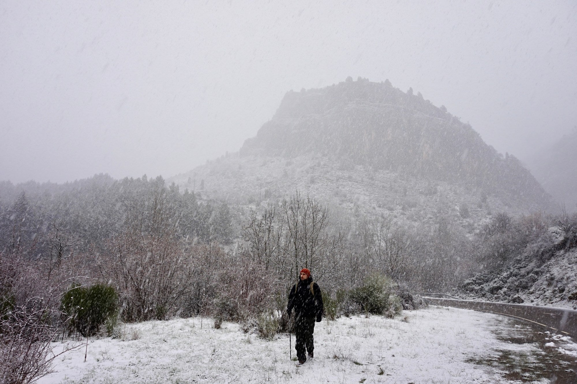 La nieve y la niebla son asiduas invitadas al paisaje de Babia