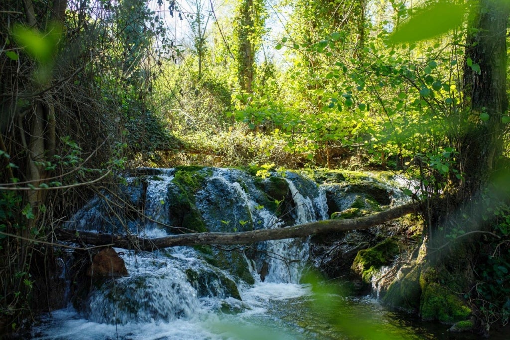 La ruta de los Baños de Popea entre aguas y leyendas