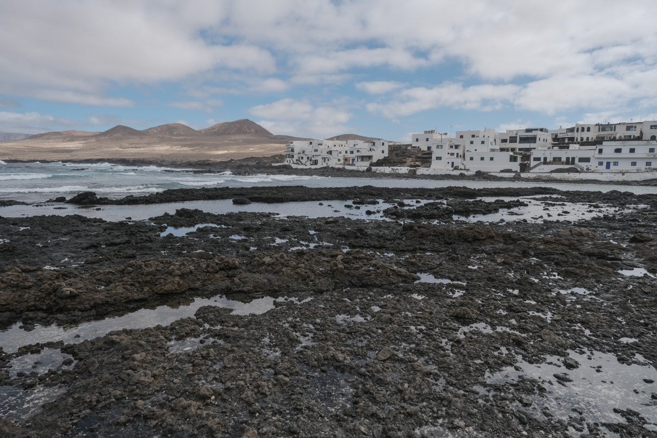 Caleta de Caballo, el pueblo sin turistas