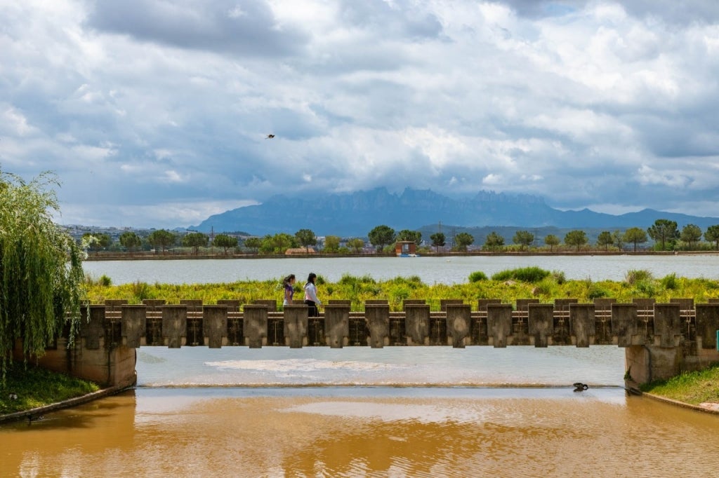 La ruta de un agua medieval que todavía quita la sed