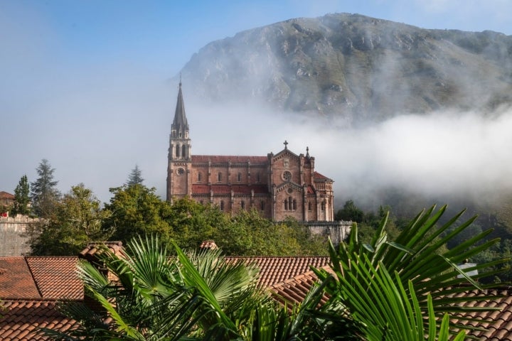 Santuario de Covadonga en Cangas de Onís (Asturias)