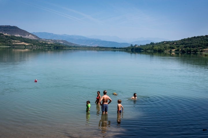 Playa del embalse