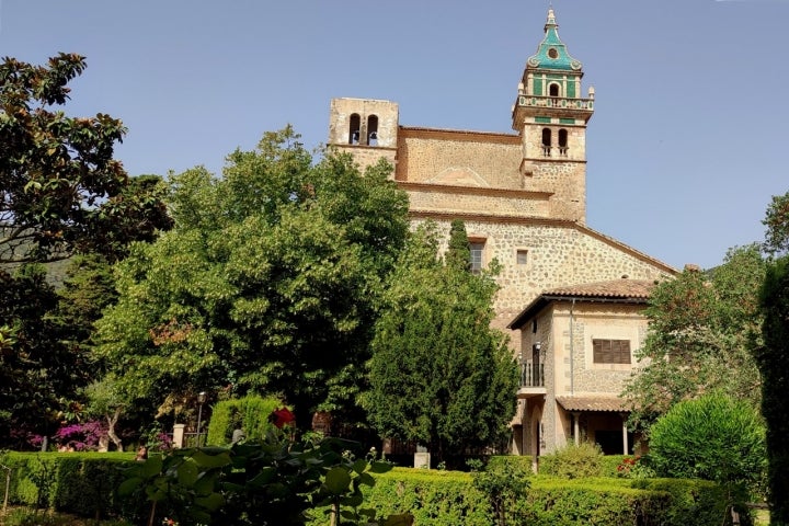 Destinos imprescindibles 2023 Sierra de Tramontana La Cartuja