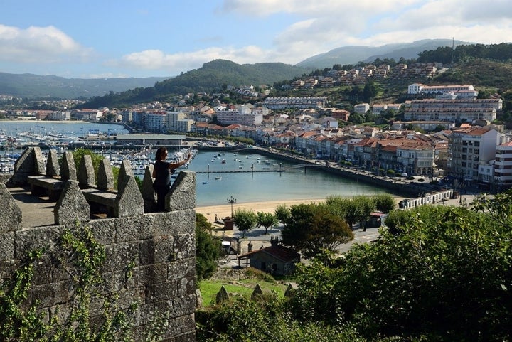 Bayona desde el Parador Conde Gondomar, en las Rías Baixas. Fotos: Alfredo Merino y Marga Estebaranz.