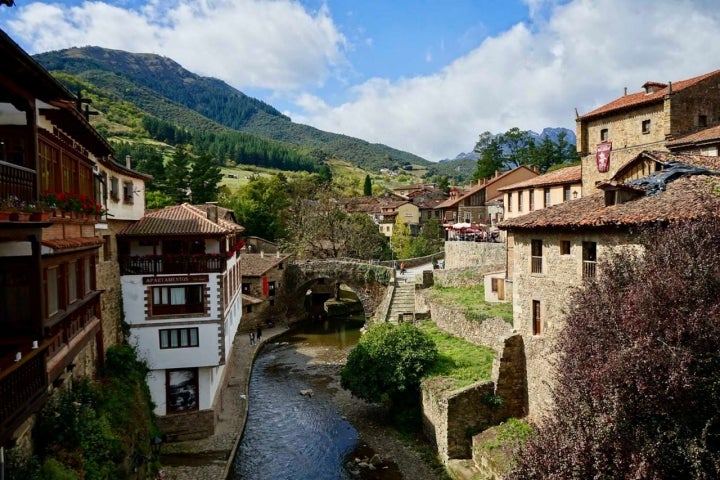 Potes, Capital Rural 2020, según escapadarural.com.