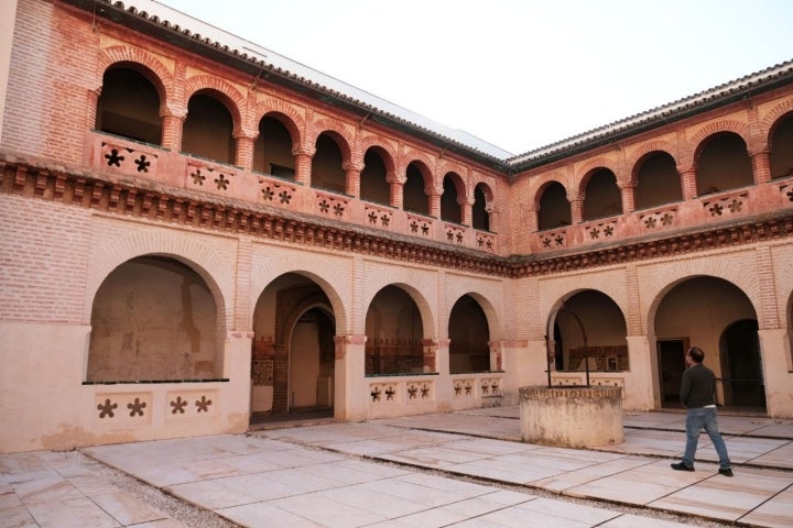 Camino de Santiago sevillano - Monasterio de San Isidoro