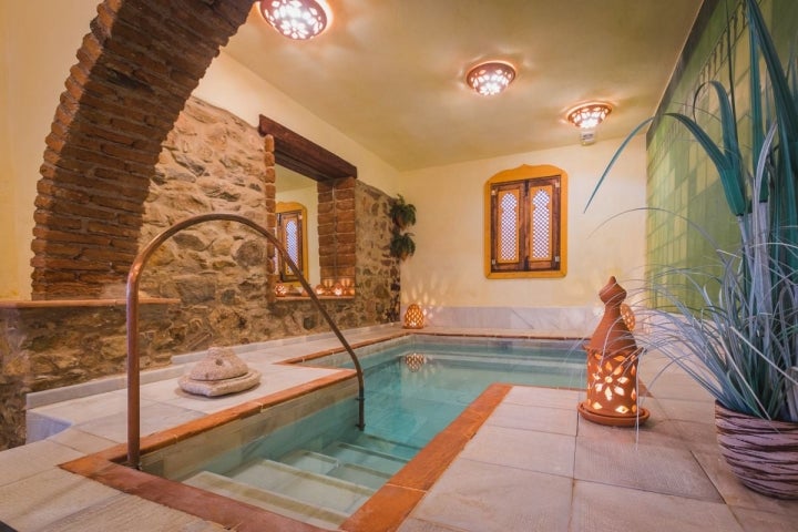 Hammam de Linares de la Sierra, en el Parque Natural de la Sierra de Aracena y Picos de Aroche.