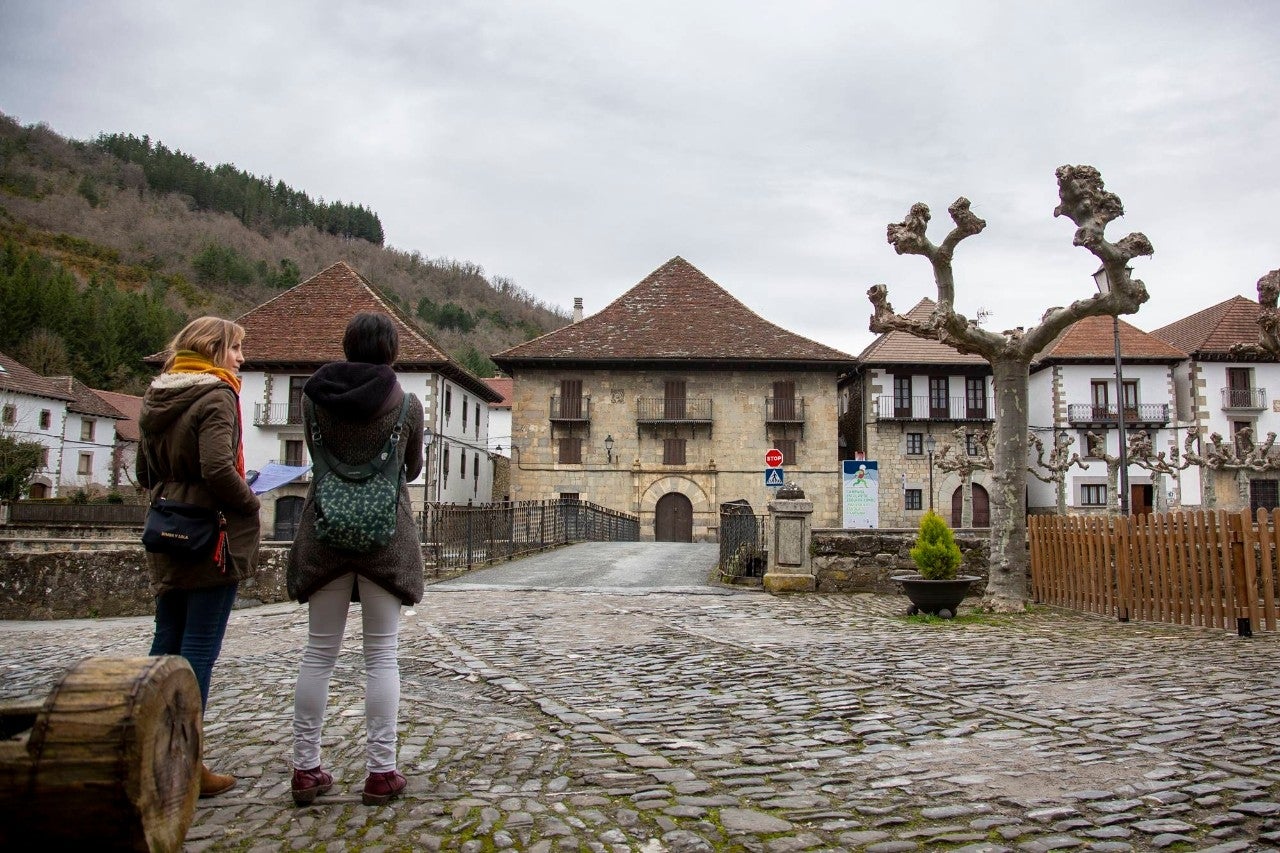 La casa Fortiño fue una de las pocas que resistieron los incendios que produjeron las tropas francesas a finales del XVIII.