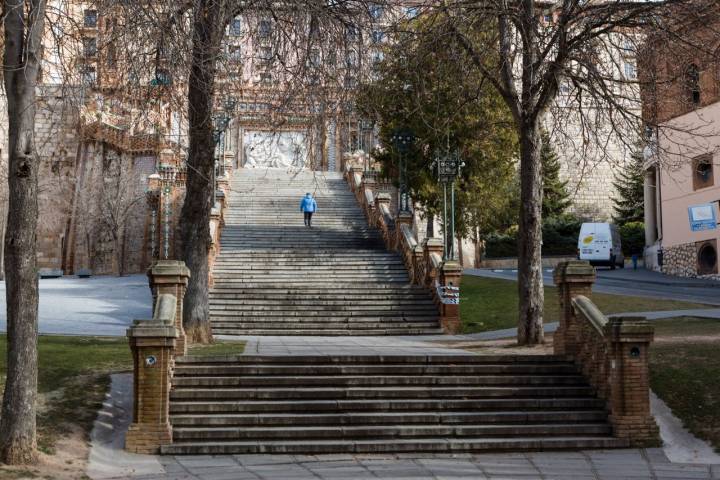 Escalinata del Óvalo Teruel