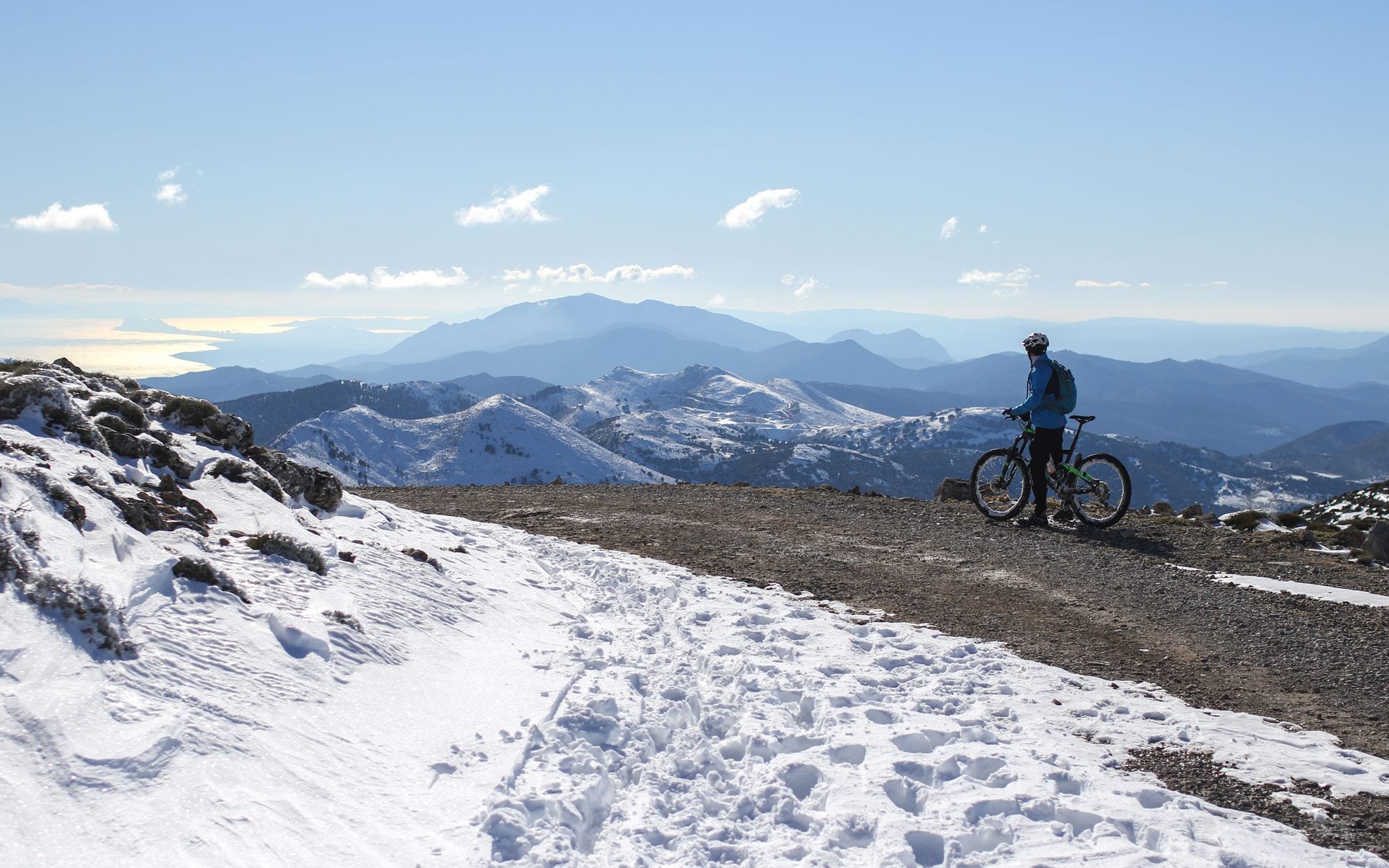 El esfuerzo se ve recompensado con las vistas desde estas montañas de 1.700 metros de altitud.