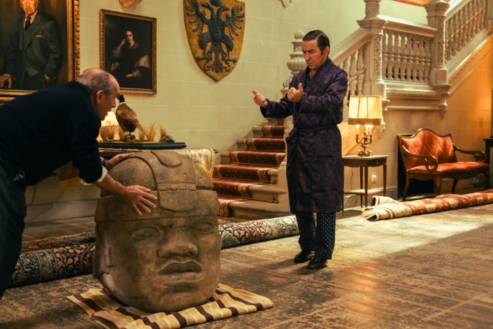 Don Leandro, Marqués de los Monsalvos, es interpretado por Antonio de la Torre.