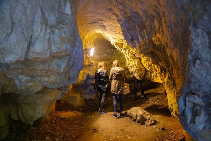 Zugarramurdi (Valle del Baztán): interior de la Cueva de las Brujas (cavidad)