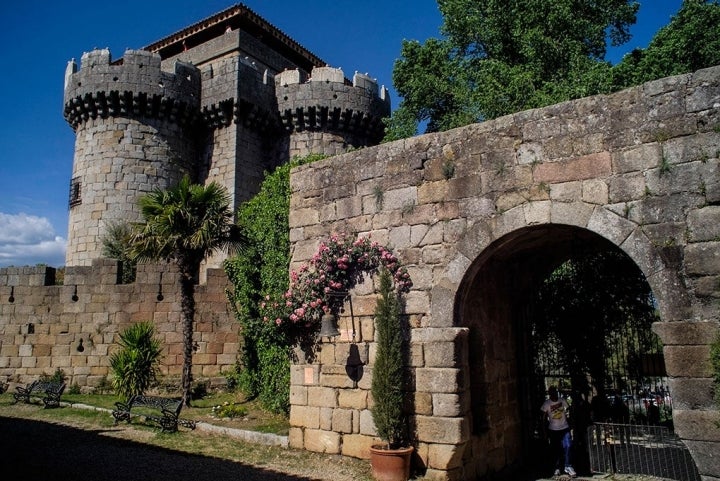 La famosa campana del pueblo.