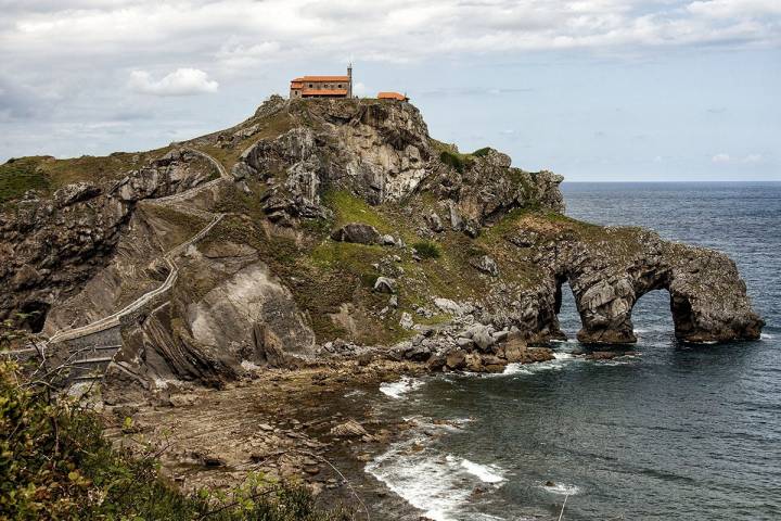 El islote de San Juan de Gaztelugatxe. Foto: Shutterstock.