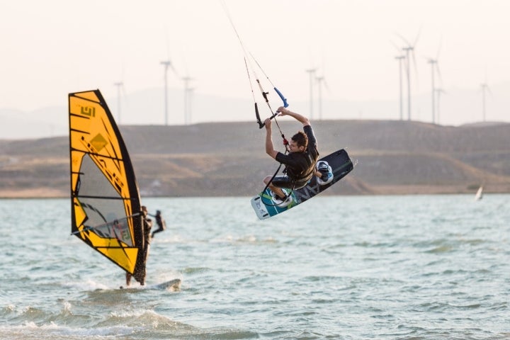 Kitesurf en La Loteta (Zaragoza) Josué