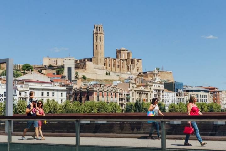 La Seu Vella: catedral en lo alto de la colina vista desde Lleida