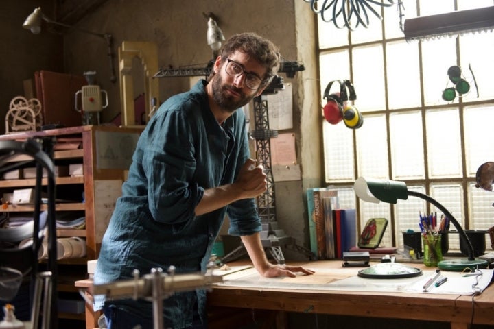 El actor Fernando Guallar protagoniza, junto a Aitana, esta comedia romántica.