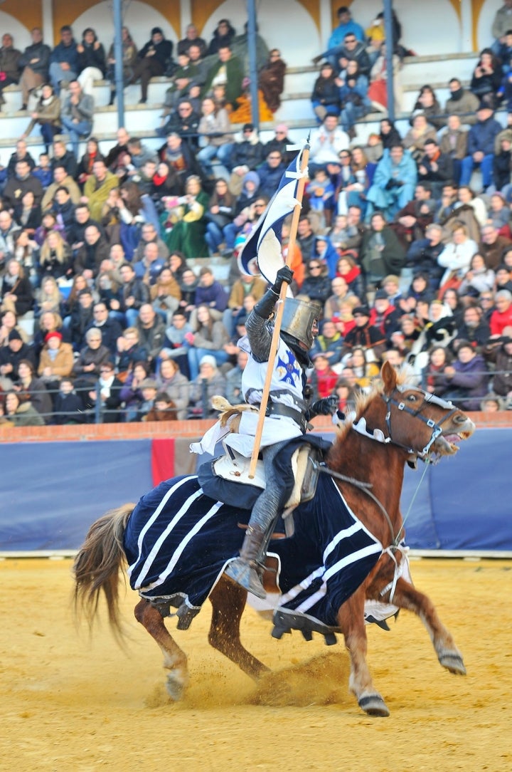 La leyenda cuenta que cuando Diego de Marcilla salió a caballo, los amantes ya estaban casados.