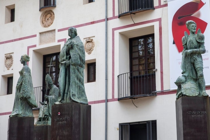 Los Borja en la Com. Val. Etapa 1 Apertura Estatuas