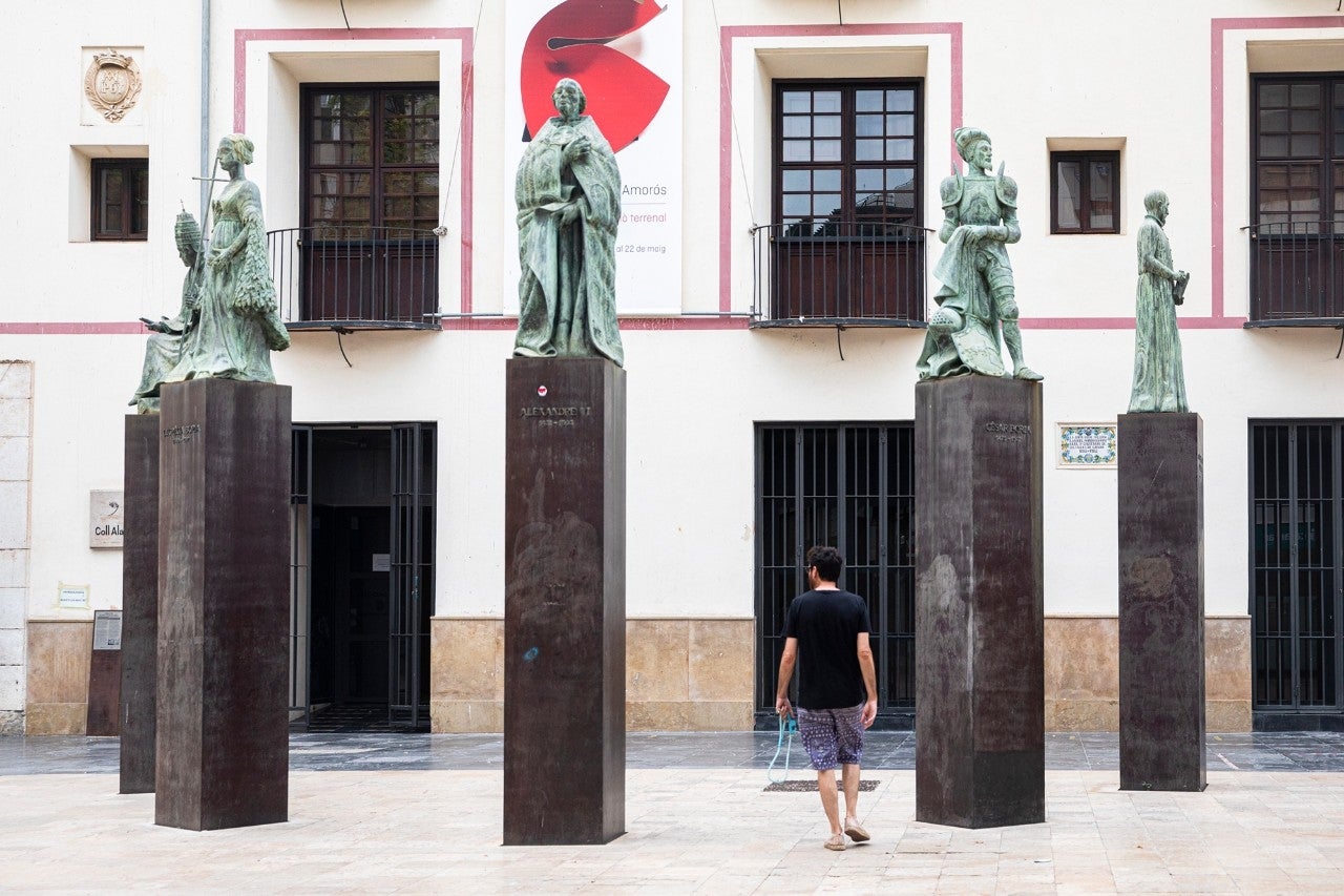 Los Borja en la Com. Val. Etapa 1 Apertura Estatuas