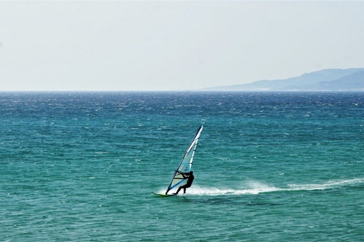 windsurf estrecho