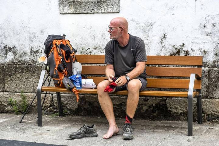 No se deben estrenar las botas en el Camino. Lo mejor es hacerlo unas semanas antes. Foto: Alfredo Cáliz.