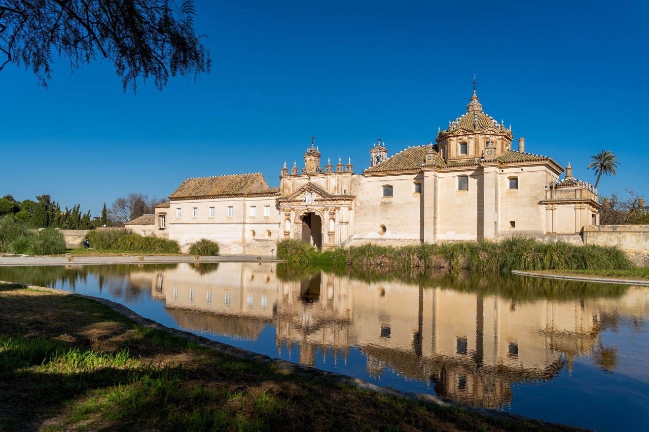 El monasterio donde confluyen pasado, presente y futuro